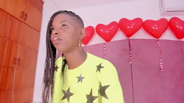 Bonnie 30  online show from 12, 2, 2025