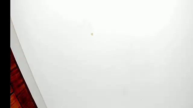 Bonnie 30  online show from 25, 1, 2025