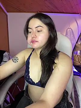 Camila pinkk online show from 10, 6, 2026
