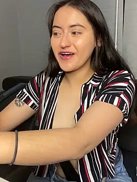 Camila pinkk online show from 12, 10, 2025