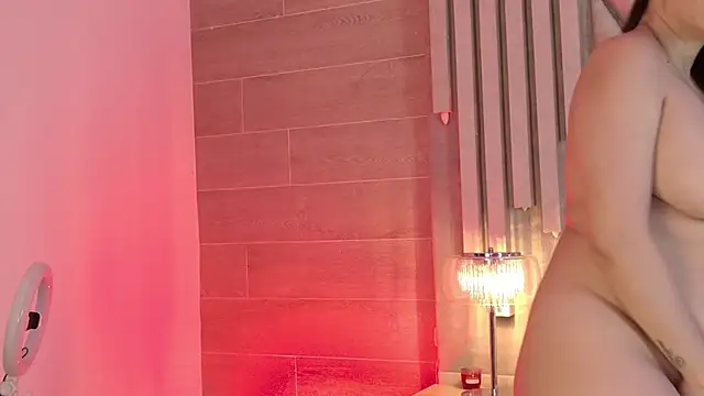 MilaRux online show from 2, 12, 2025