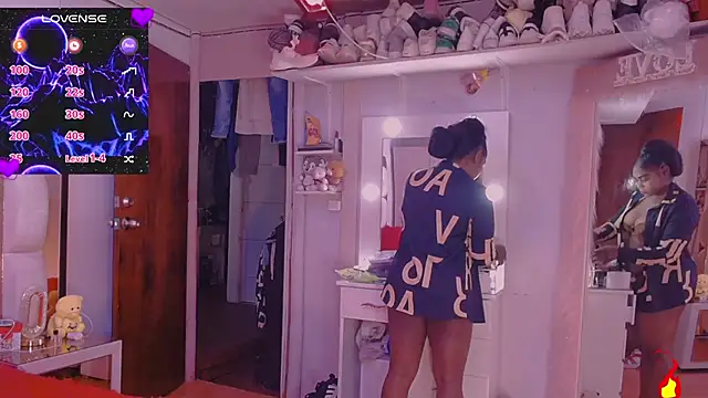 Aliana Ross online show from 10, 9, 2025