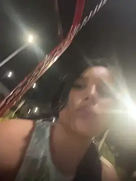 the queen of street online show from 14, 4, 2026