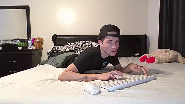 azzel19 online show from 14, 2, 2025