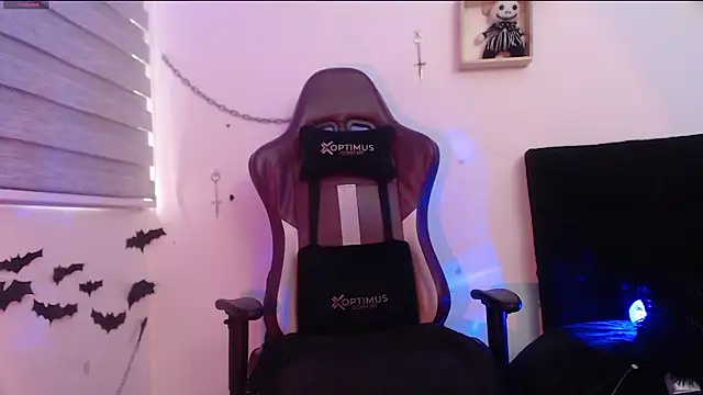 mistress  lilith online show from 16, 2, 2026