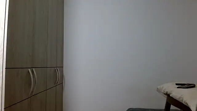 lonelydick2002 online show from 8, 10, 2025