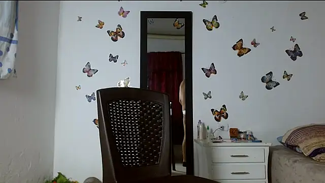 lonelydick2002 online show from 3, 5, 2026