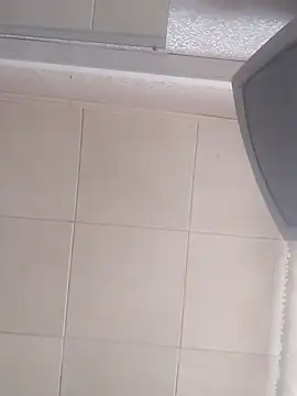 Lauren Amabel online show from 9, 1, 2025