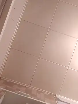 Lauren Amabel online show from 9, 1, 2025