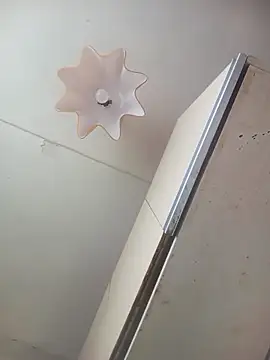 Lauren Amabel online show from 16, 4, 2026