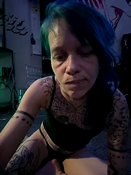 Snapshot of trashbrat chatting on 16, 10, 2025 trashbrat online show from 16, 10, 2025