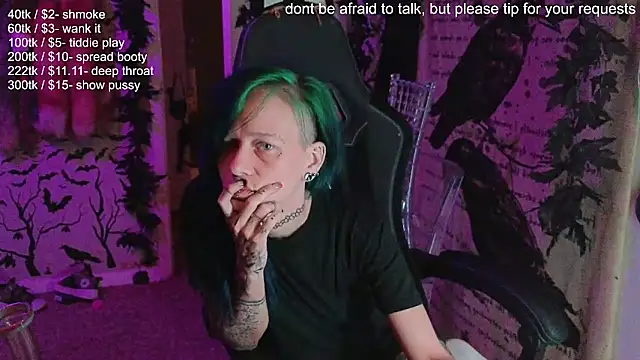 Snapshot of trashbrat chatting on 25, 9, 2025 trashbrat online show from 25, 9, 2025