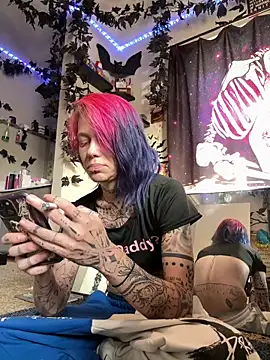 Snapshot of trashbrat chatting on 13, 6, 2026 trashbrat online show from 13, 6, 2026