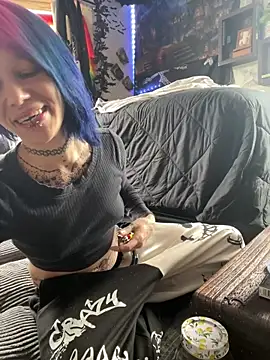 trashbrat online show from 2, 4, 2026