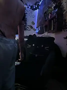 Snapshot of trashbrat chatting on 18, 6, 2026 trashbrat online show from 18, 6, 2026