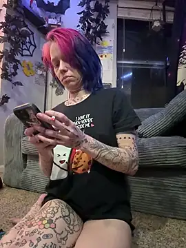 trashbrat online show from 24, 5, 2026