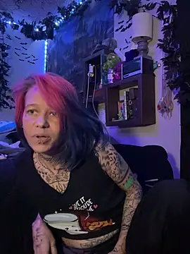 Snapshot of trashbrat chatting on 23, 6, 2026 trashbrat online show from 23, 6, 2026