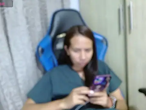 Danielagomez33 online show from 19, 4, 2026