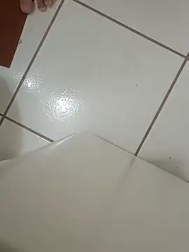 curtindo-muito82 online show from 20, 3, 2025