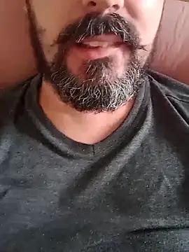 curtindo-muito82 online show from 11, 3, 2025