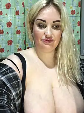 Snapshot of VikiiStoun chatting on 4, 2, 2026 VikiiStoun online show from 4, 2, 2026