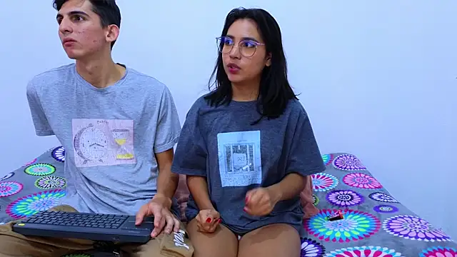 Snapshot of Ana_and_Leo chatting on 23, 1, 2025 Ana and Leo online show from 23, 1, 2025