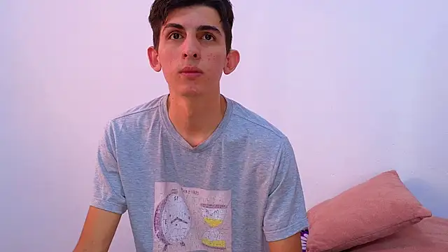 Snapshot of Ana_and_Leo chatting on 30, 1, 2025 Ana and Leo online show from 30, 1, 2025