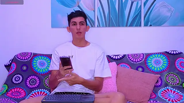 Ana and Leo online show from 17, 12, 2025