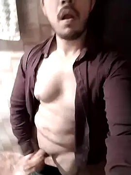 Man456545 online show from 28, 2, 2025