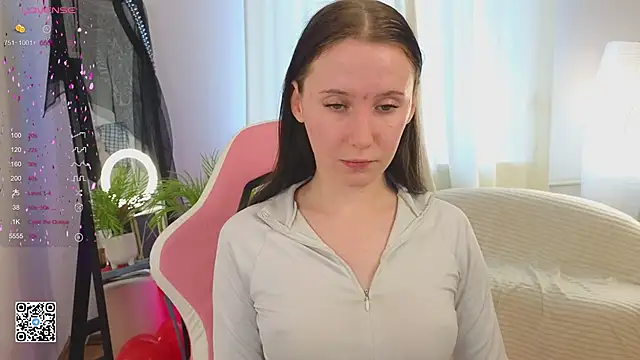 mon lola online show from 24, 2, 2025