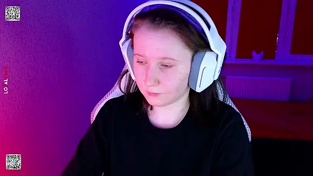 Snapshot of mon_lola chatting on 9, 2, 2026 mon lola online show from 9, 2, 2026