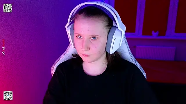 Snapshot of mon_lola chatting on 11, 2, 2026 mon lola online show from 11, 2, 2026