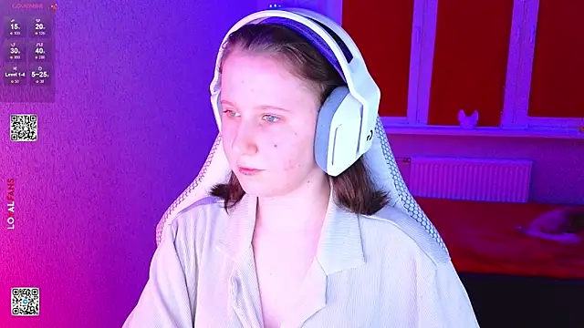 Snapshot of mon_lola chatting on 17, 2, 2026 mon lola online show from 17, 2, 2026