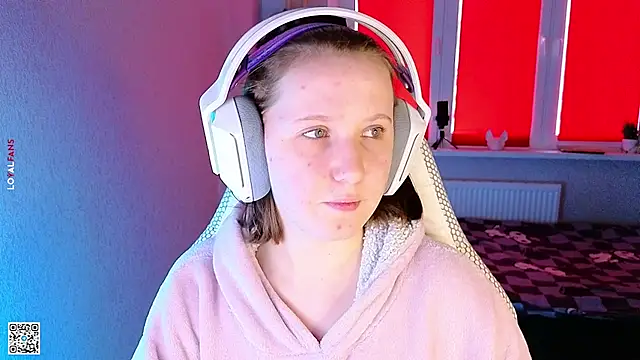 mon lola online show from 30, 9, 2025