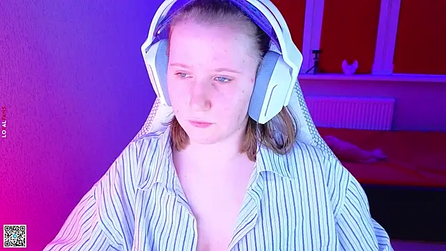 mon lola online show from 22, 11, 2025