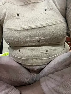 Snapshot of Red-Magic-25 chatting on 12, 2, 2026 Red-Magic-25 online show from 12, 2, 2026