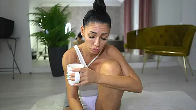 MyaBlack online show from 23, 9, 2025