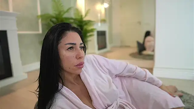 MyaBlack online show from 15, 4, 2026