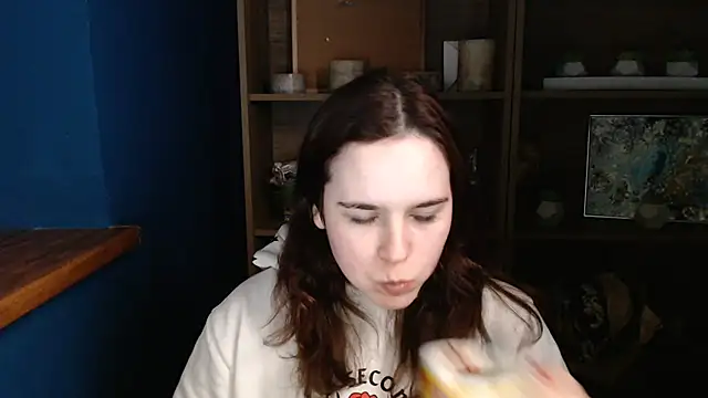 mini girly online show from 21, 2, 2025