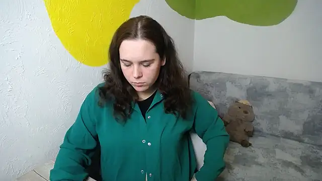 mini girly online show from 6, 11, 2025