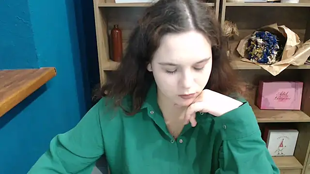 mini girly online show from 14, 10, 2025