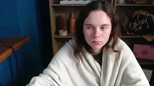 mini girly online show from 1, 10, 2025