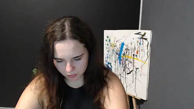 mini girly online show from 18, 9, 2025