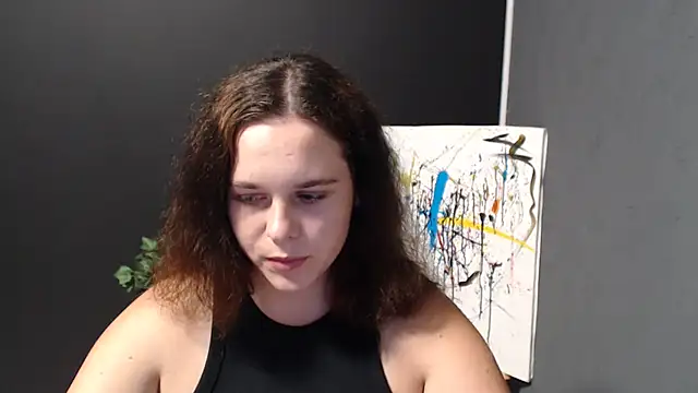 mini girly online show from 16, 9, 2025