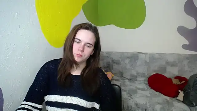 mini girly online show from 19, 3, 2025