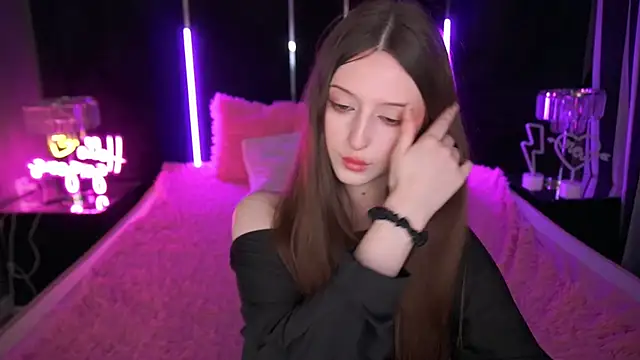 Marmeladkaaa online show from 6, 10, 2025