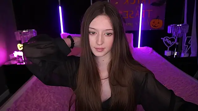 Marmeladkaaa online show from 6, 11, 2025