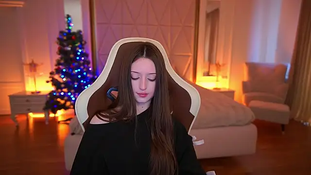 Marmeladkaaa online show from 19, 12, 2025