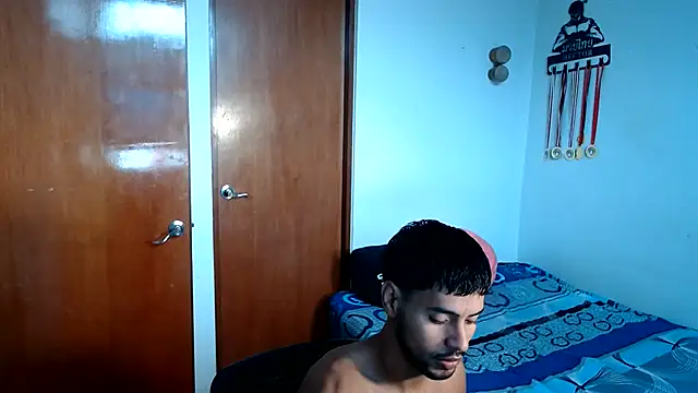 HOTLATINO2025 online show from 30, 6, 2026