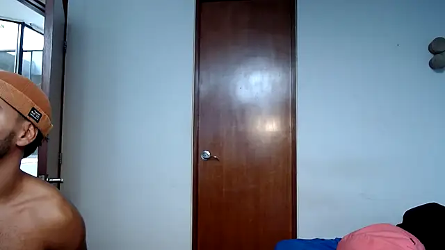 HOTLATINO2025 online show from 28, 5, 2026